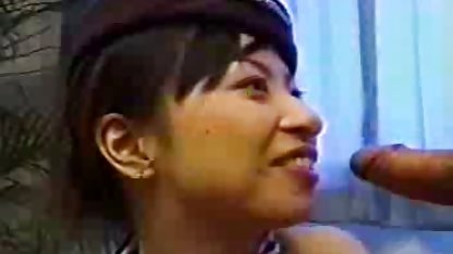 Seorang bokep sexy japan gadis muda ini sangat tertarik big hitam dan putih laki-laki